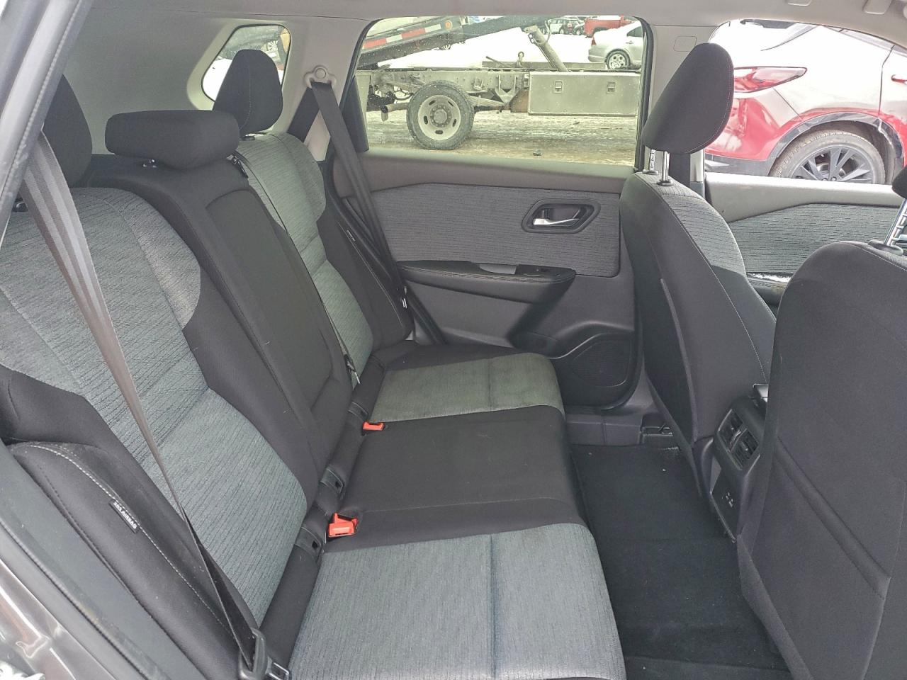 Nissan Rogue Sv Image 8