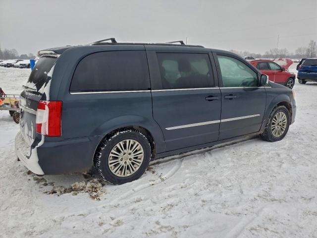 Chrysler Minivan Touring L Image 5