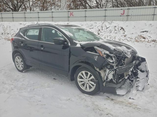 Nissan Rogue S Image 2