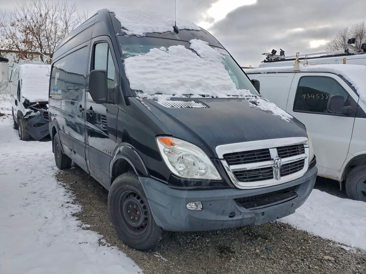 Dodge Sprinter 2500 Image 2