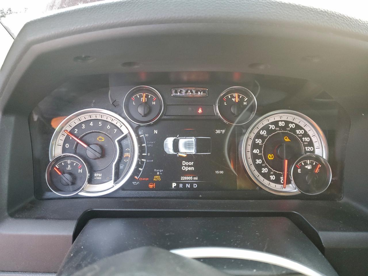 Ram 1500 Slt Image 7