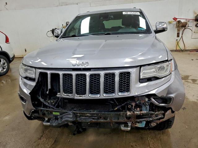 Jeep Grand Cherokee Overland Image 7