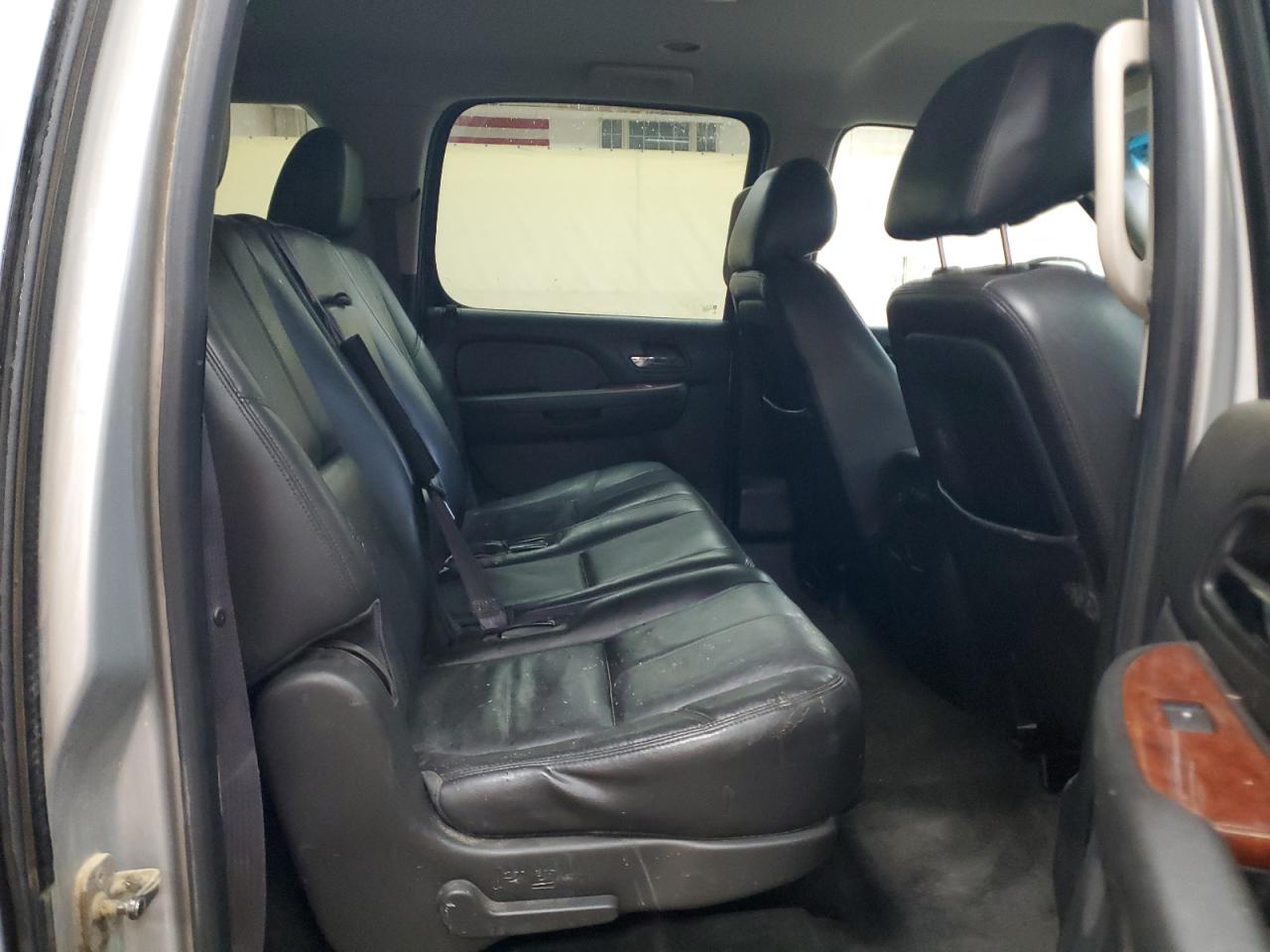 GMC Yukon K1500 Slt Image 13