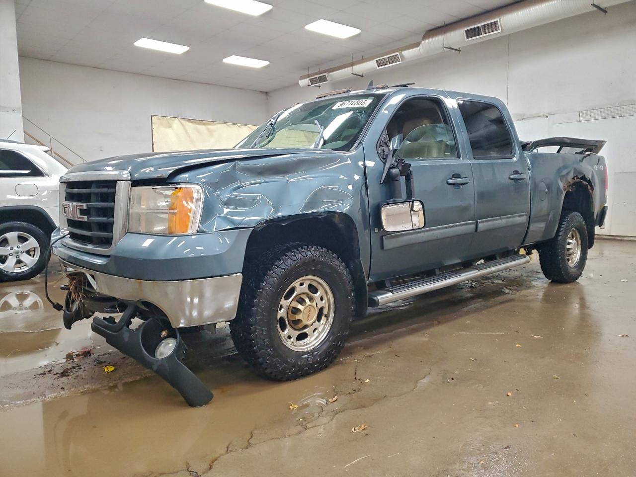 GMC Sierra K2500 Heavy Duty Image 1
