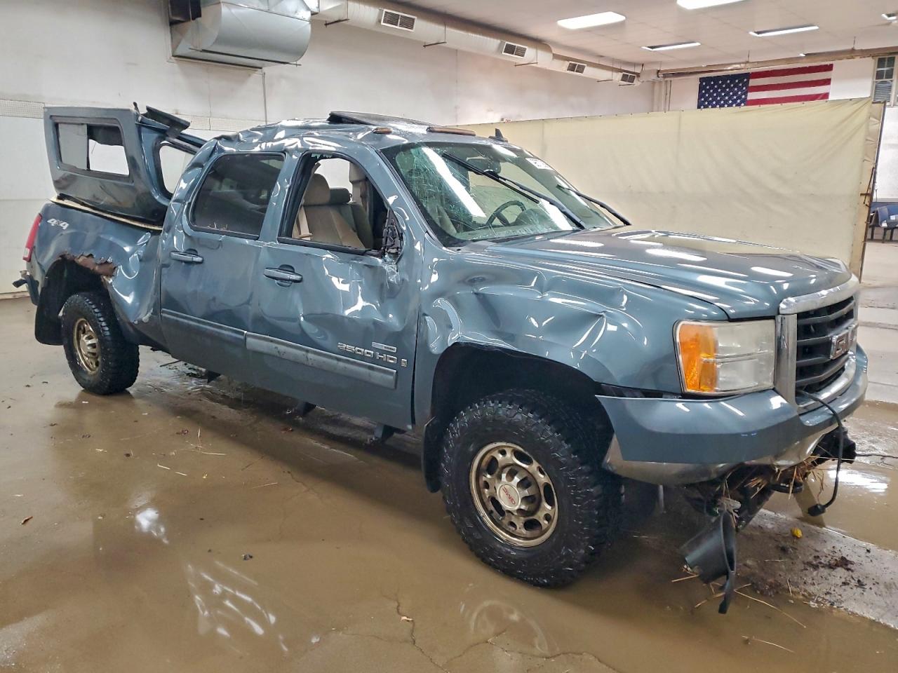 GMC Sierra K2500 Heavy Duty Image 4