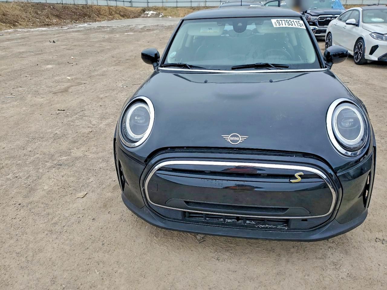 MINI Cooper Se Image 9