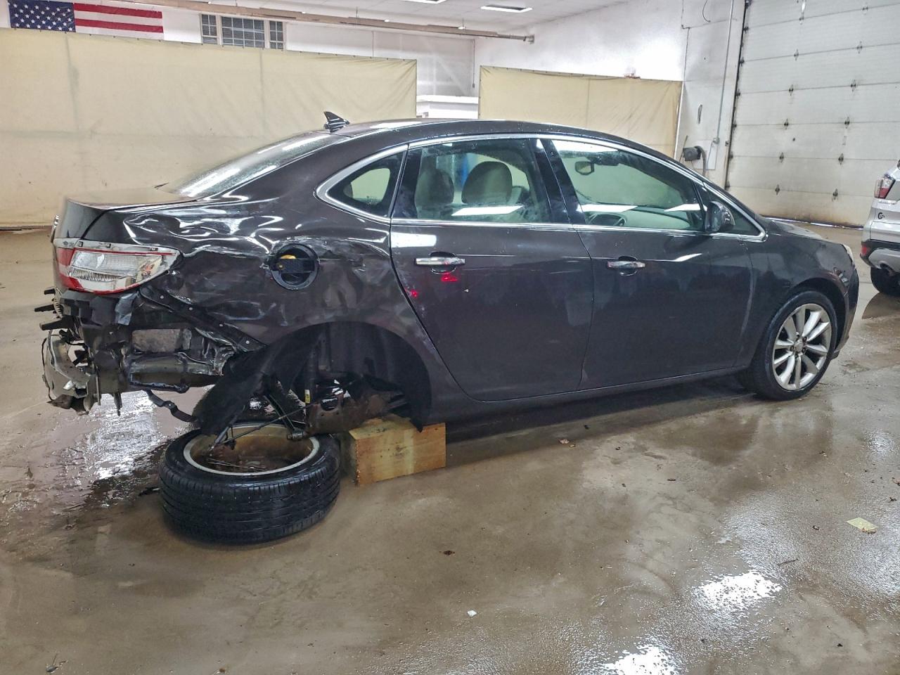 Buick Verano Image 4