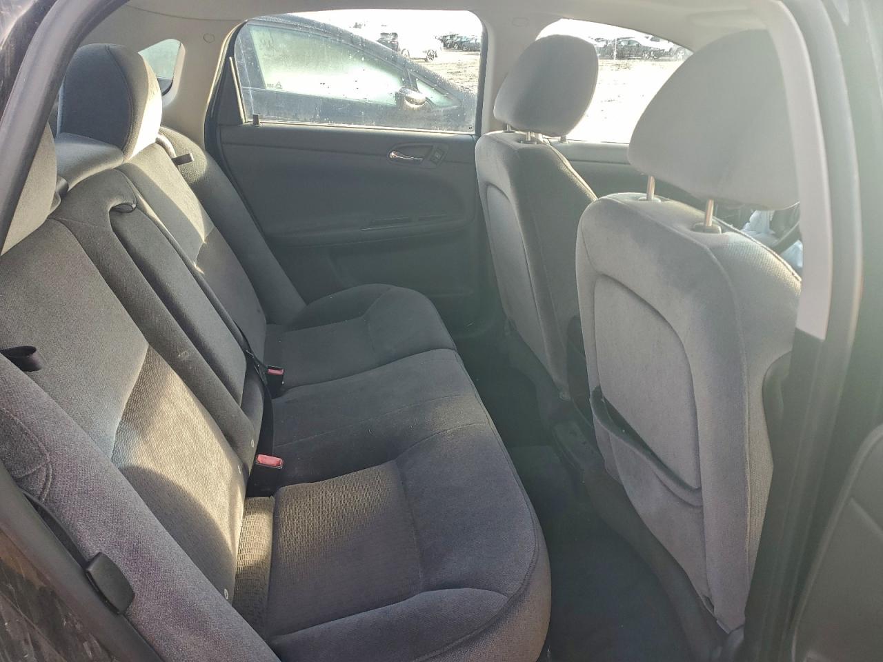 Chevrolet Impala Lt Image 12