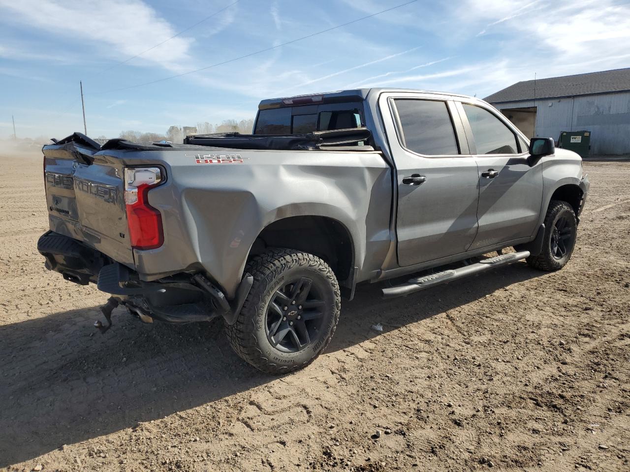 Chevrolet Silverado K1500 Lt Trail Boss Image 4