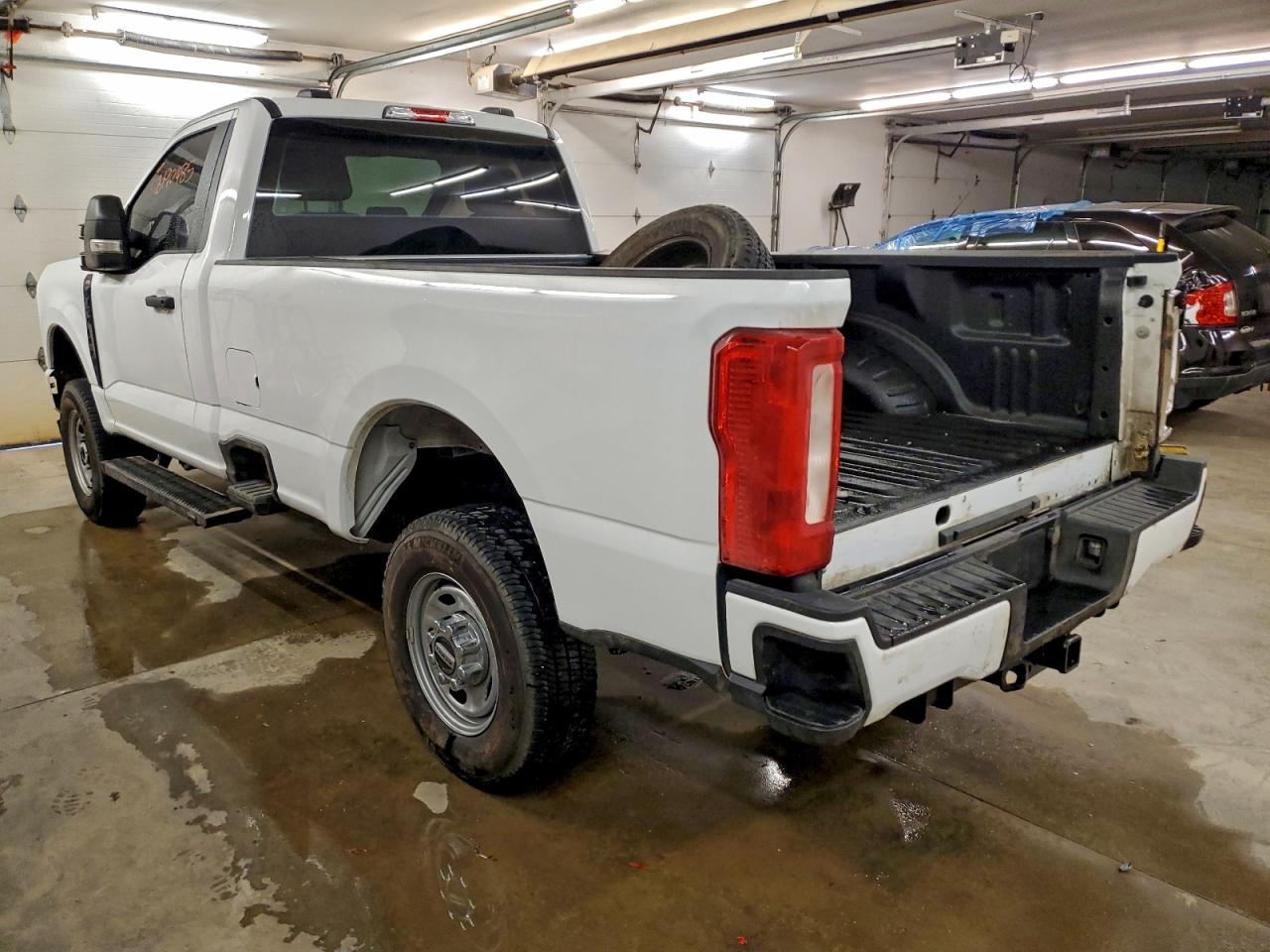 Ford F-350 Super Duty Image 5