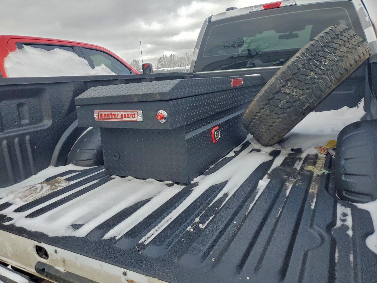 Ford F-350 Super Duty Image 3