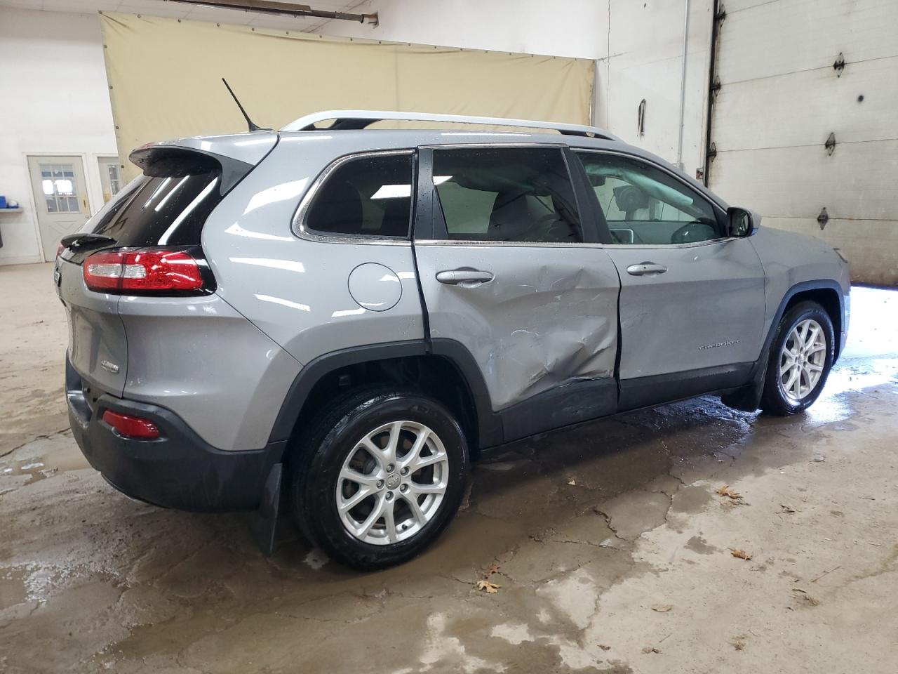 Jeep Grand Cherokee Latitude Image 5