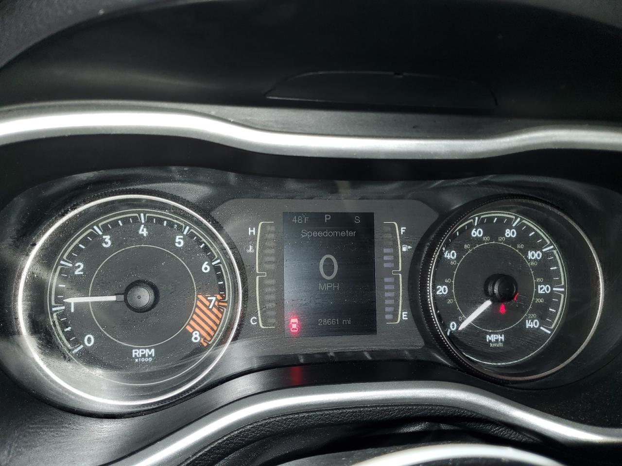 Jeep Grand Cherokee Latitude Image 13