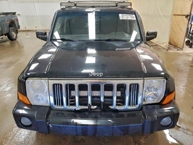 Jeep Commander Sport Image 8