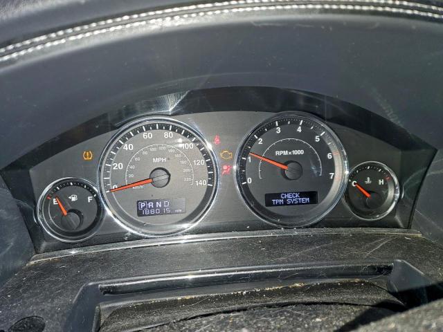 Jeep Commander Sport Image 9