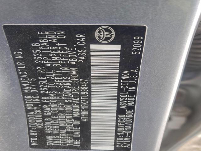 Toyota Camry Le Image 8