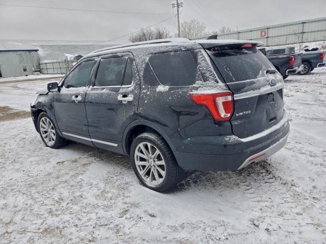 Ford Explorer Limited Image 3