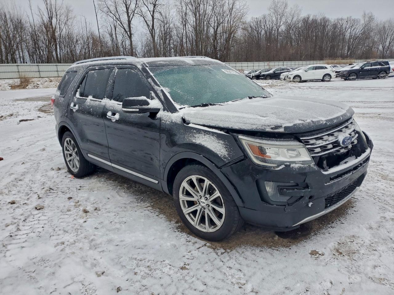 Ford Explorer Limited Image 5