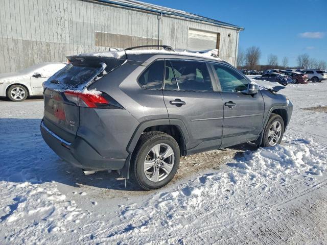 Toyota RAV4 Xle Image 5