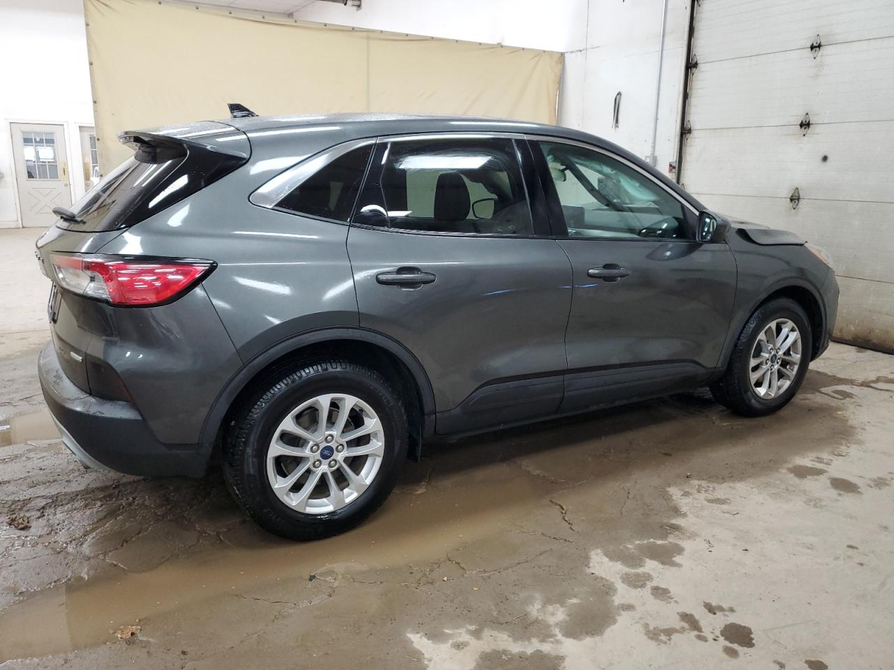 Ford Escape Se Image 3