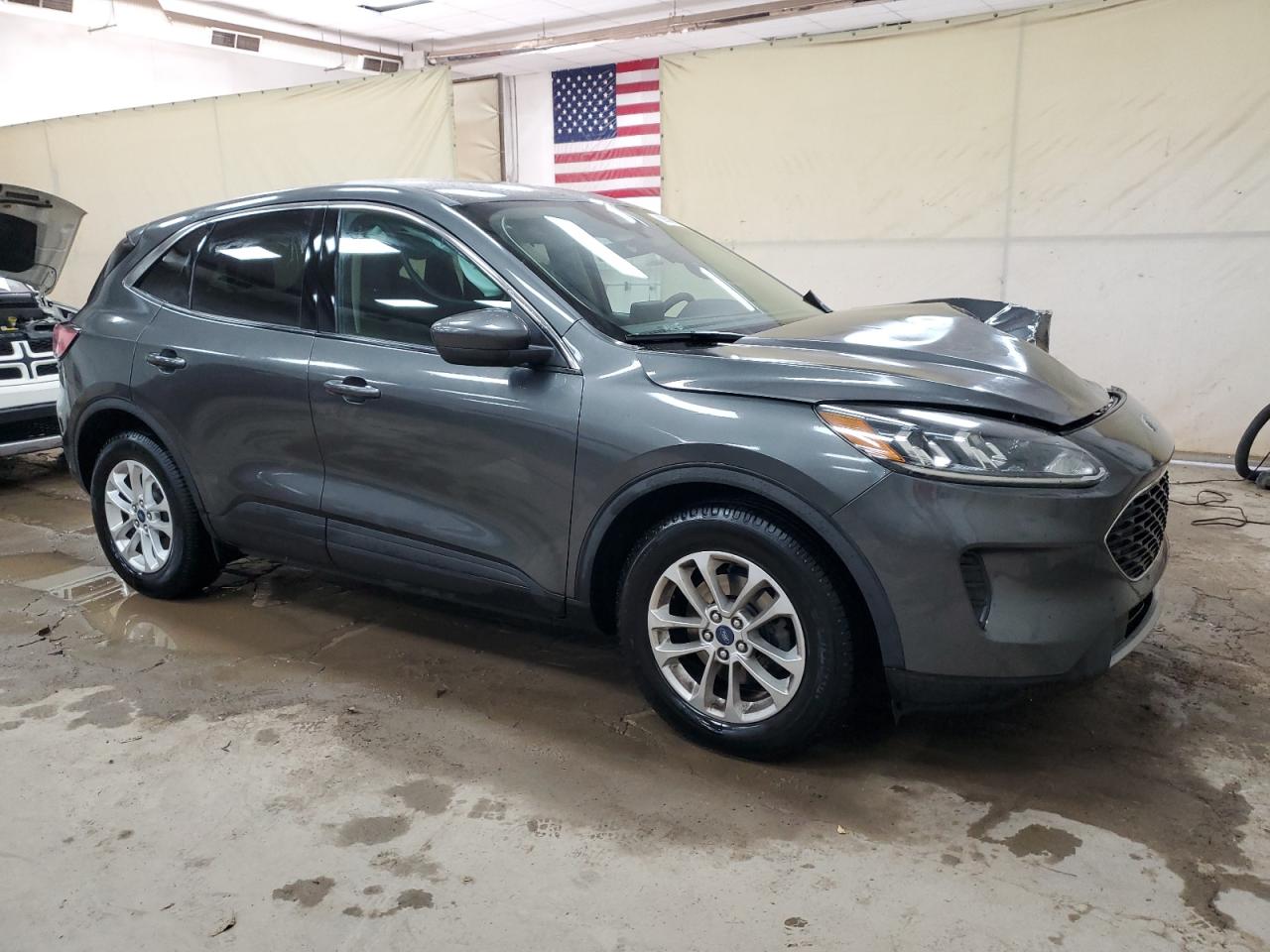 Ford Escape Se Image 4