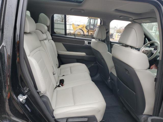 Hyundai SANTA FE Limited Image 7