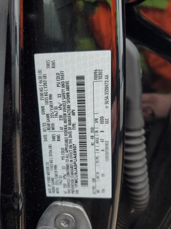 Ford Escape Platinum Image 6