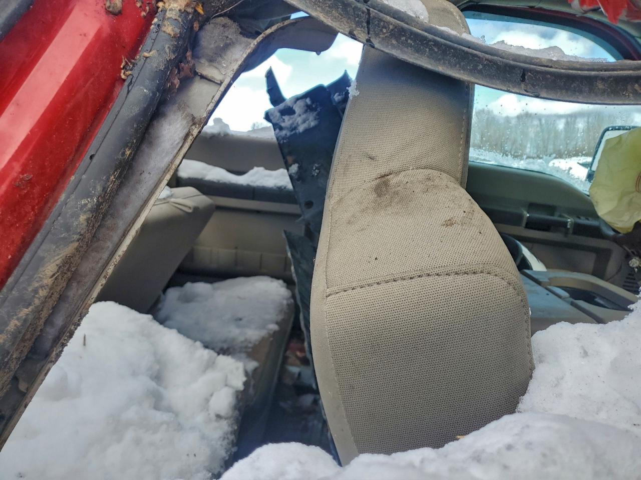 Ford F-250 Super Duty Image 12