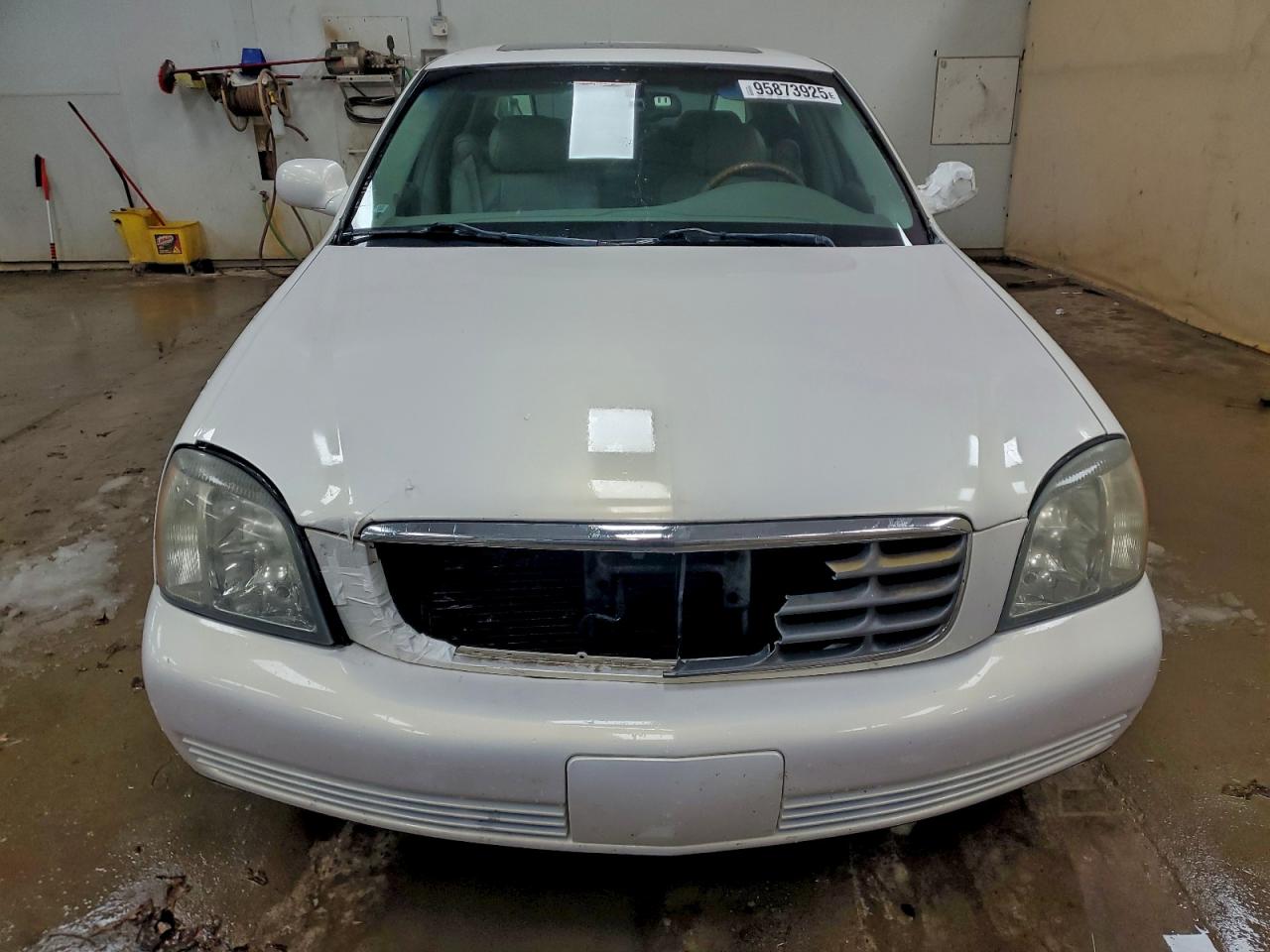 Cadillac DeVille Dhs Image 3