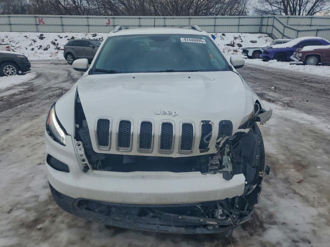 Jeep Grand Cherokee Latitude Image 5