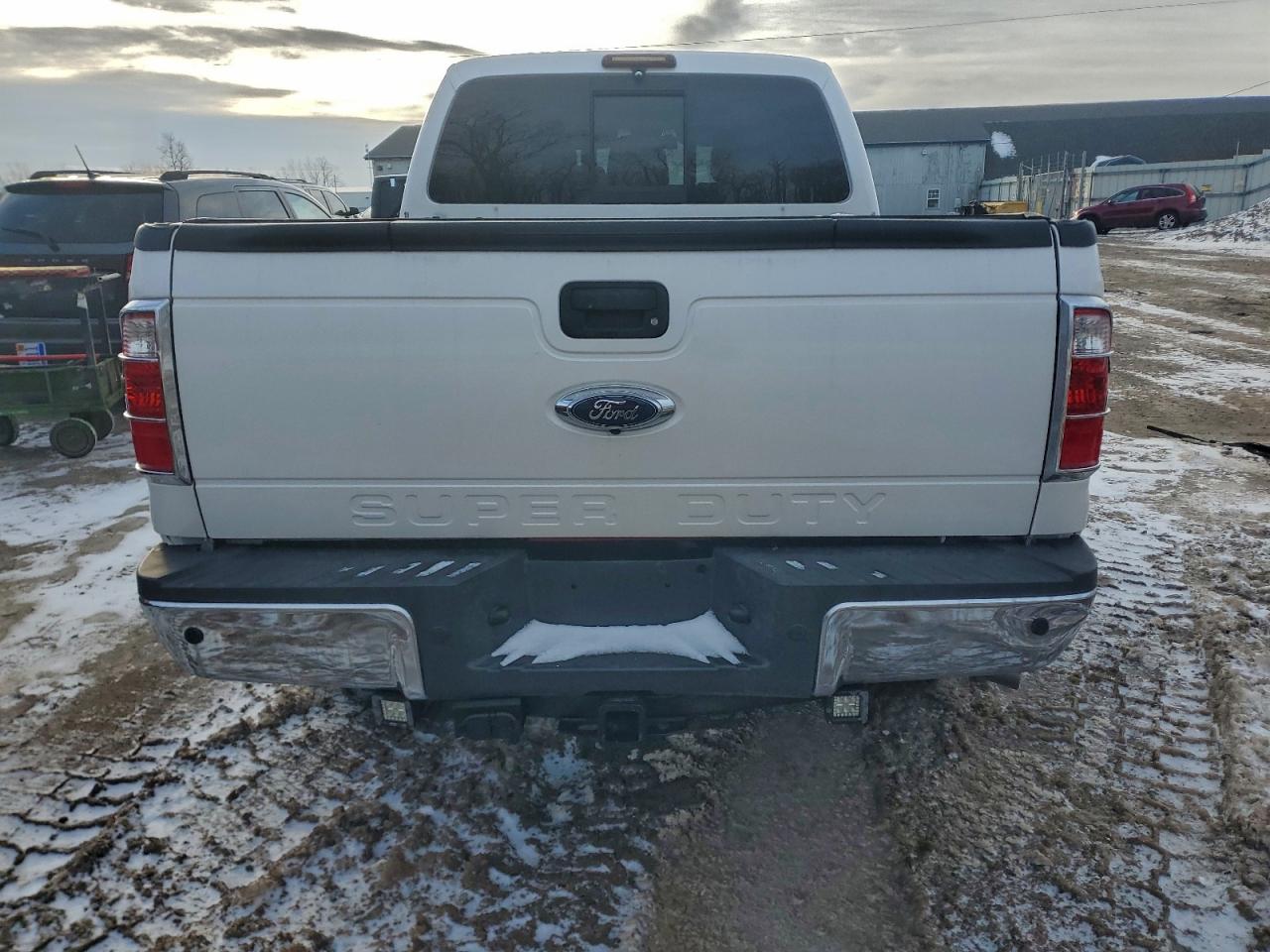 Ford F-350 Super Duty Image 3