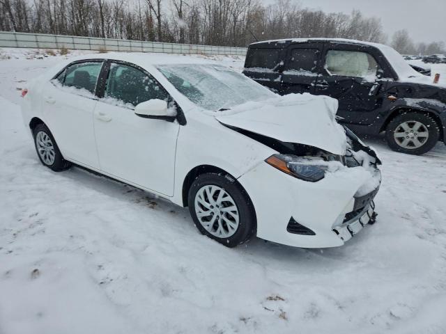 Toyota Corolla L Image 2