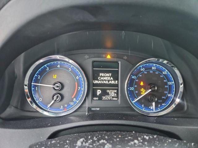 Toyota Corolla L Image 8