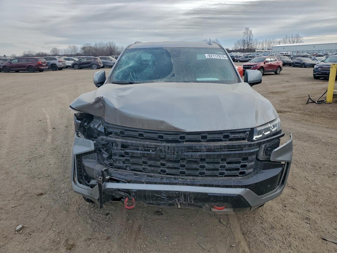 Chevrolet Suburban K1500 Z71 Image 12