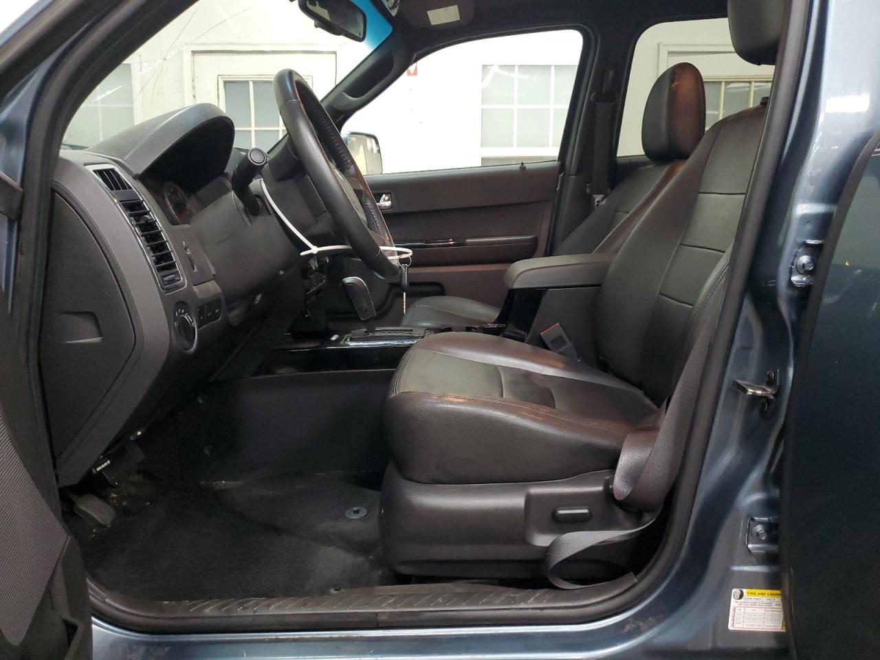 Ford Escape Limited Image 3