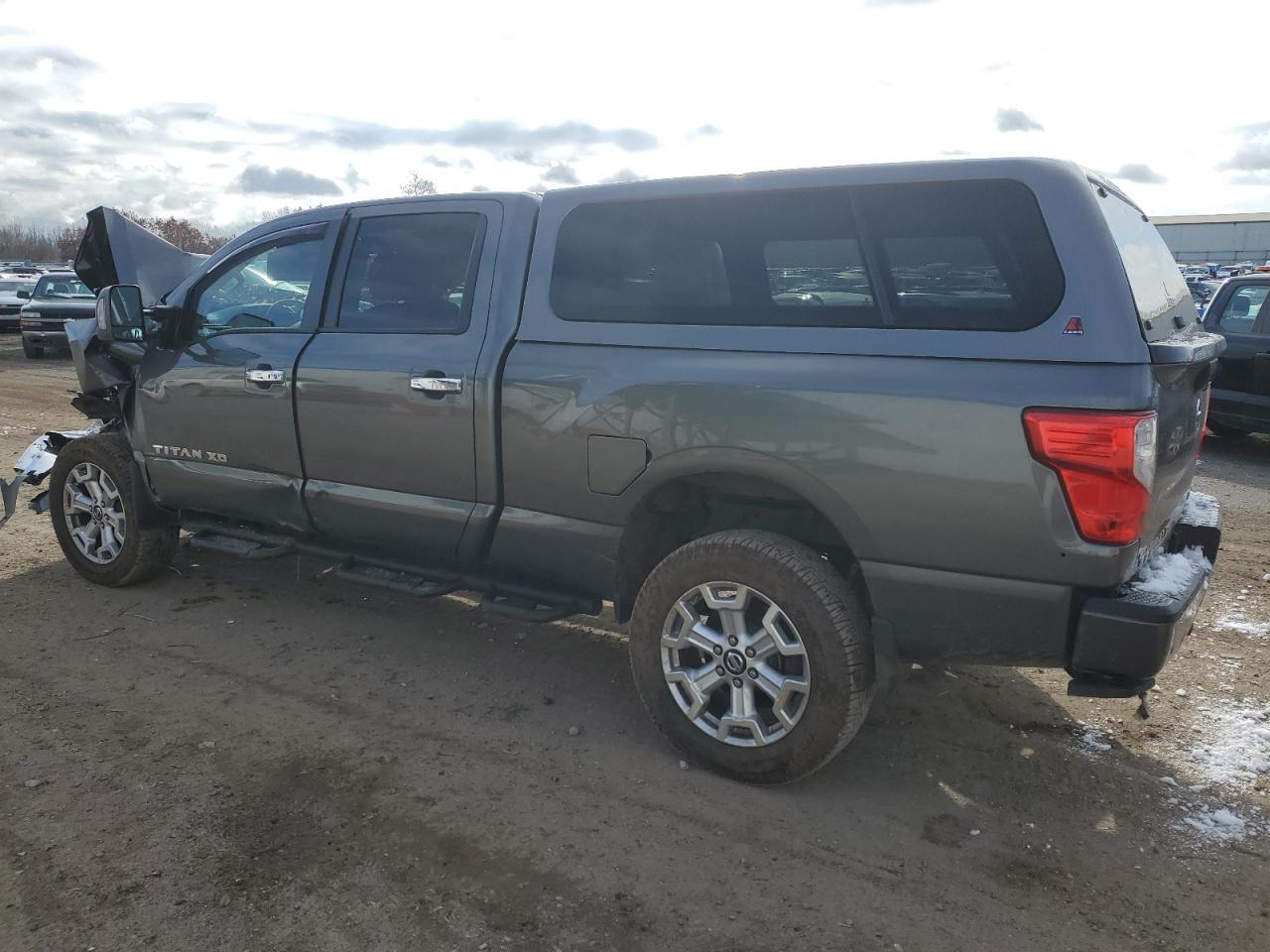 Nissan Titan Sv Image 7