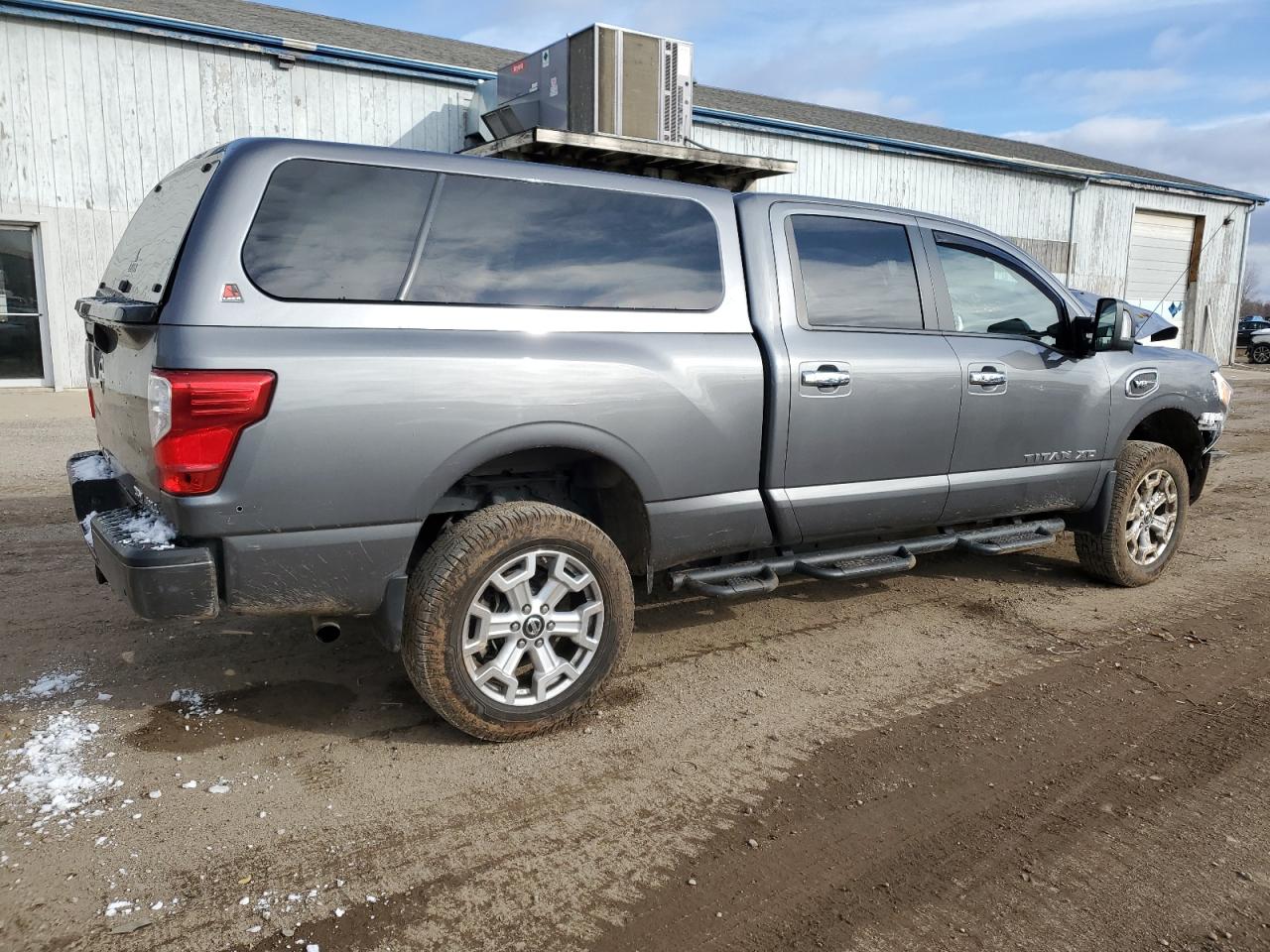 Nissan Titan Sv Image 2