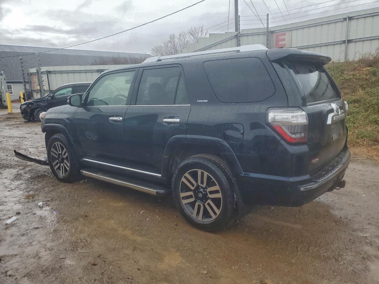 Toyota 4Runner Sr5/sr5 Premium Image 3