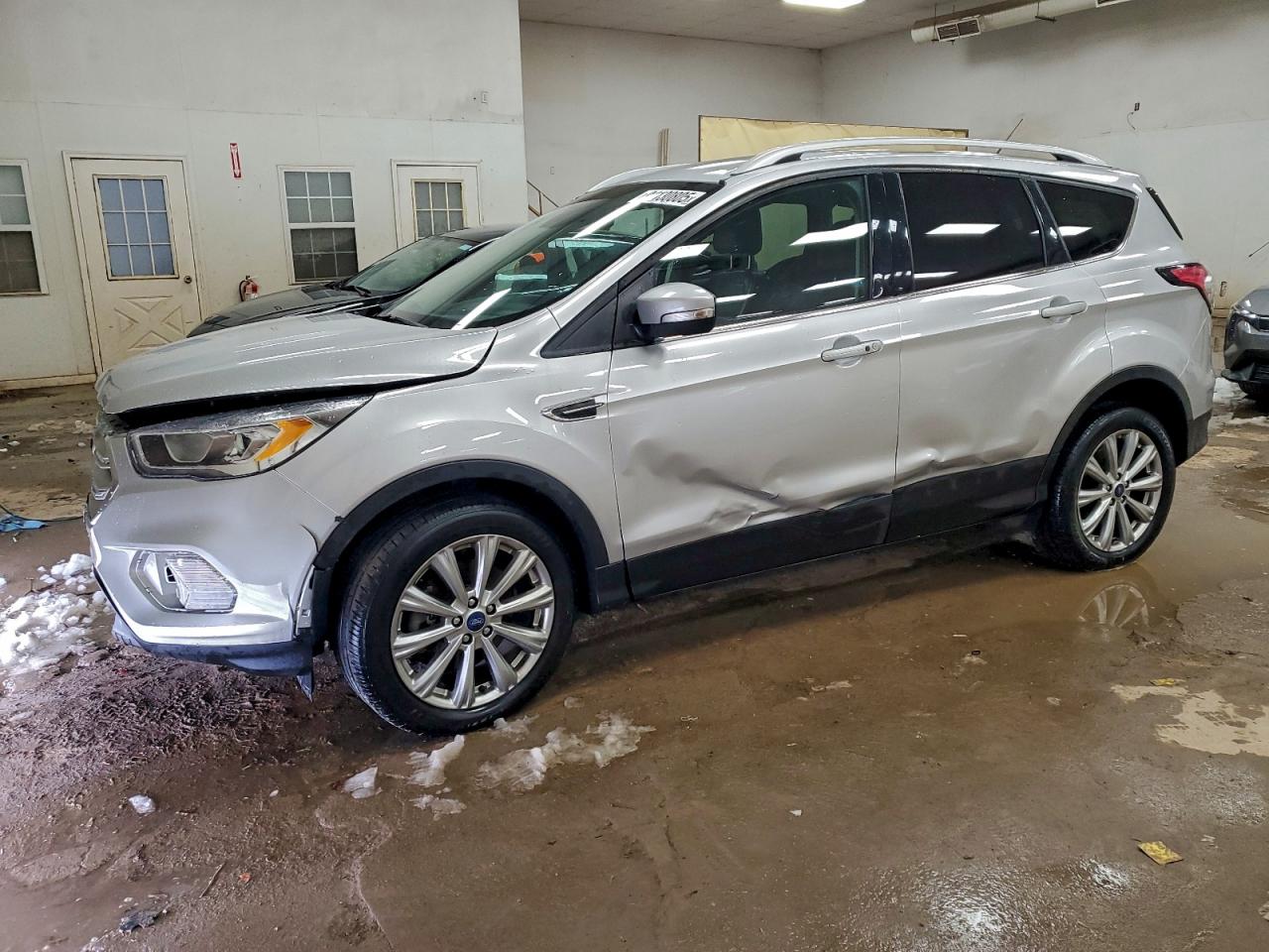 Ford Escape Titanium Image 1