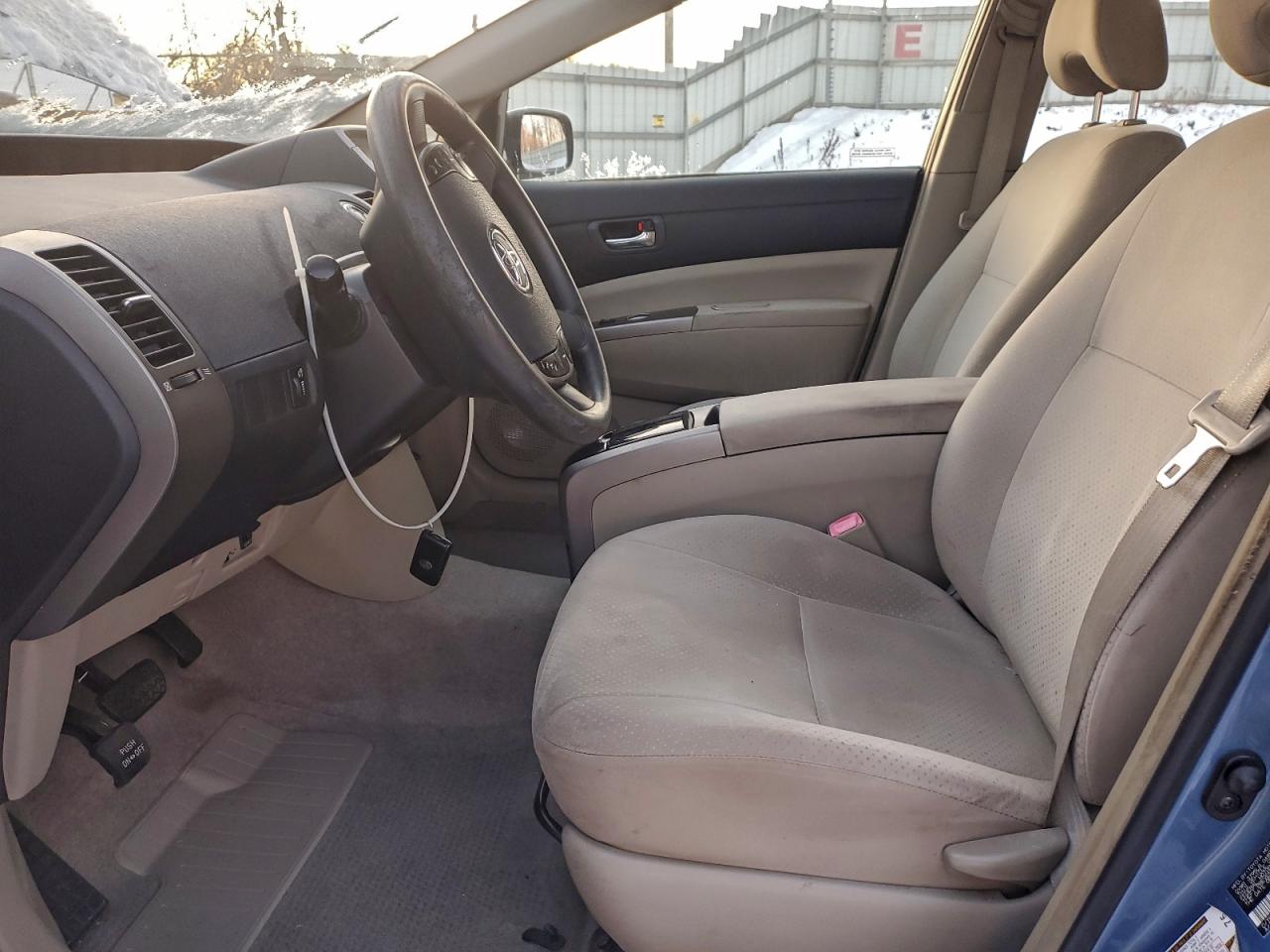 Toyota Prius Image 12