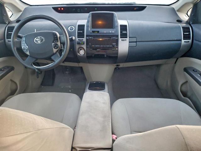 Toyota Prius Image 8