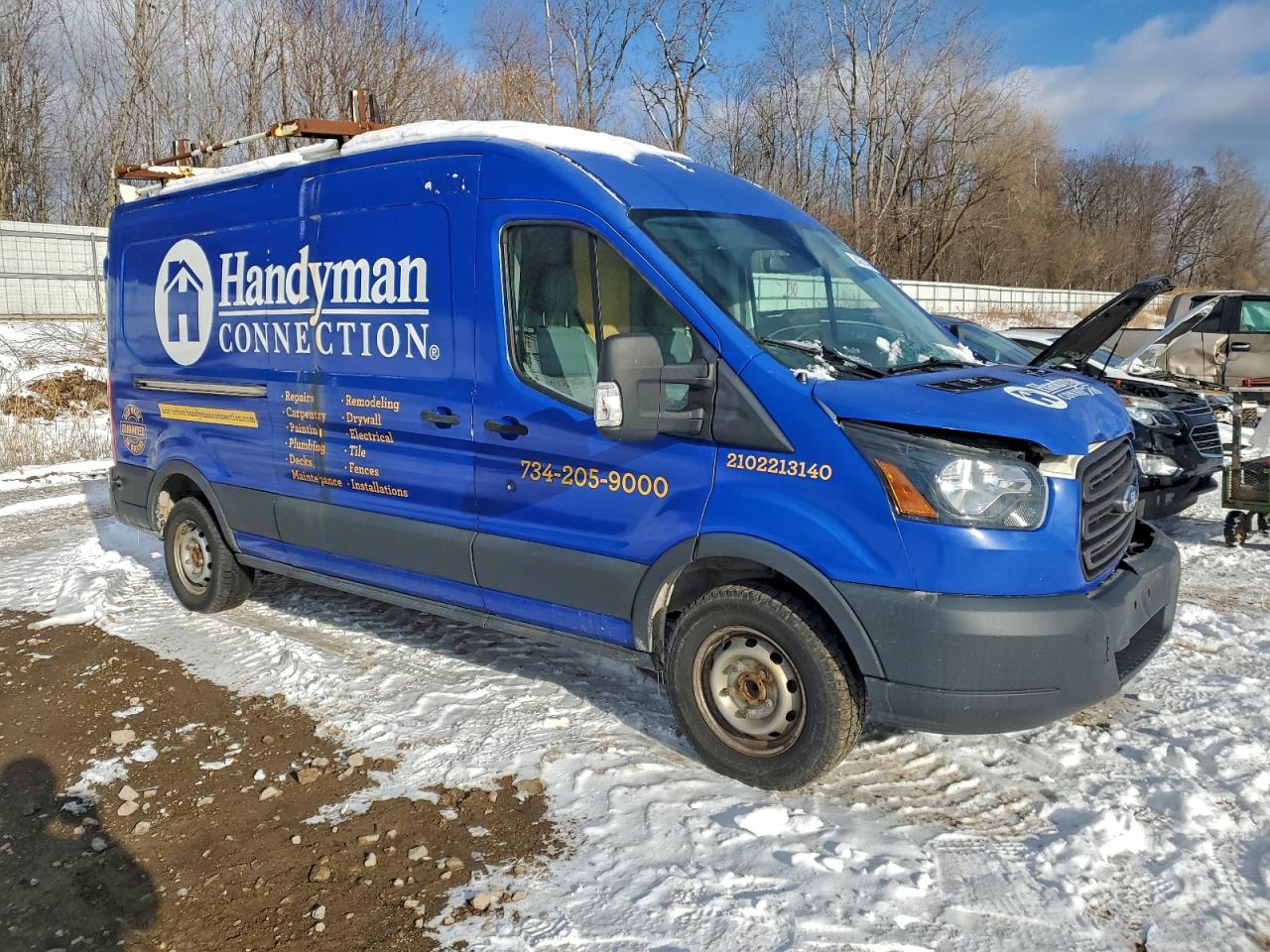 Ford Transit T-250 Image 8