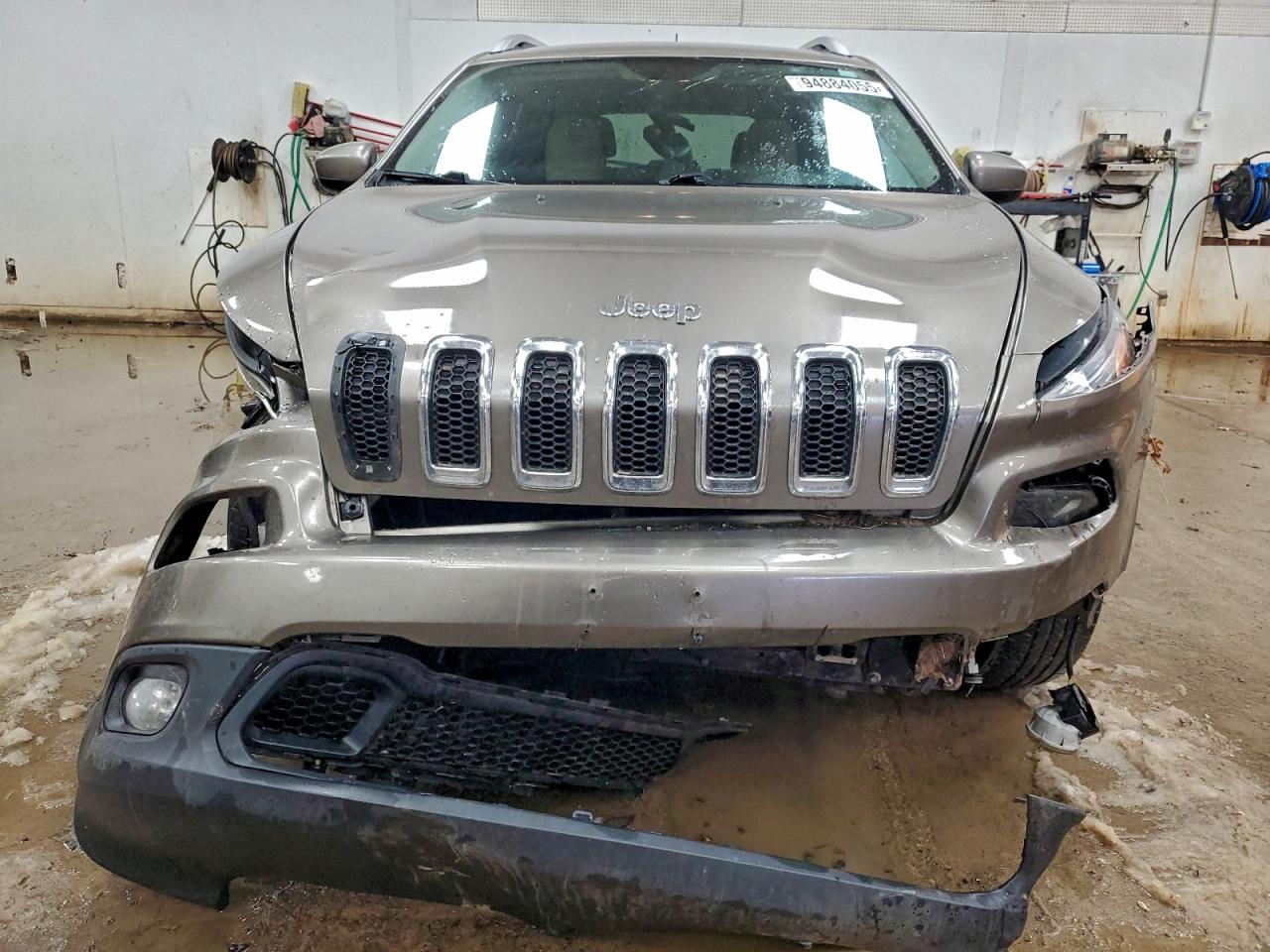 Jeep Grand Cherokee Latitude Image 6