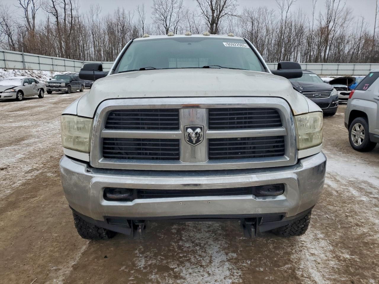 Dodge Ram 2500 Image 2