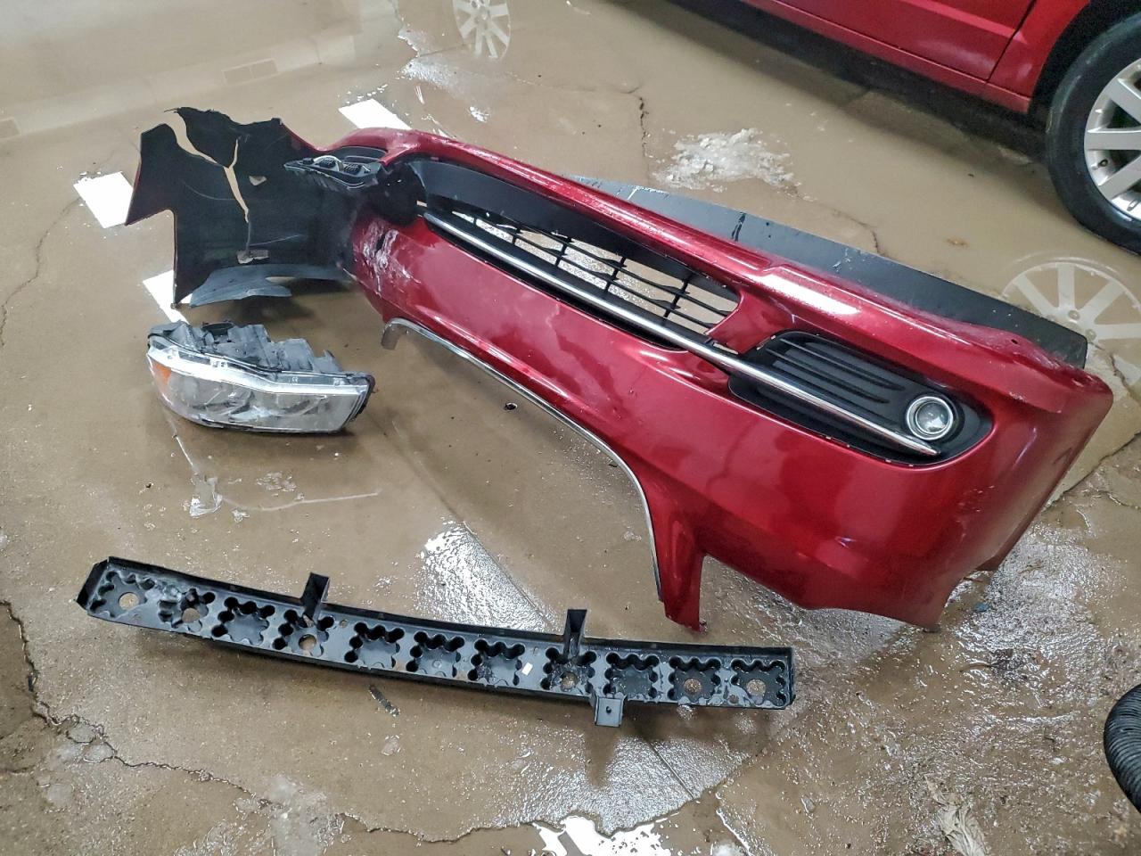 Chrysler Minivan Touring Image 11