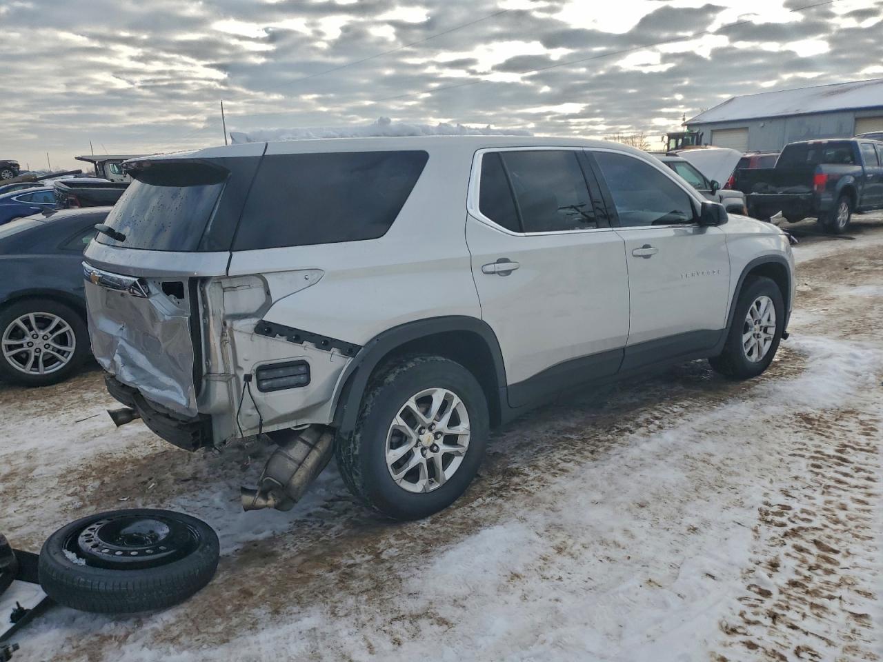 Chevrolet Traverse Ls Image 3