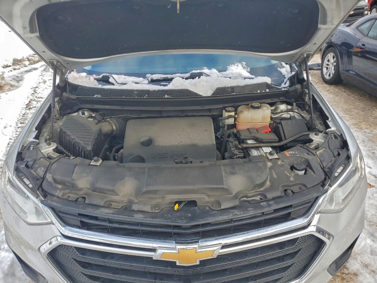 Chevrolet Traverse Ls Image 9