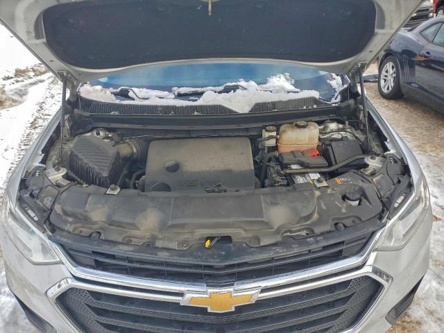 Chevrolet Traverse Ls Image 9