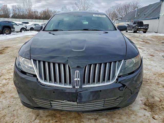Lincoln MKS Image 8