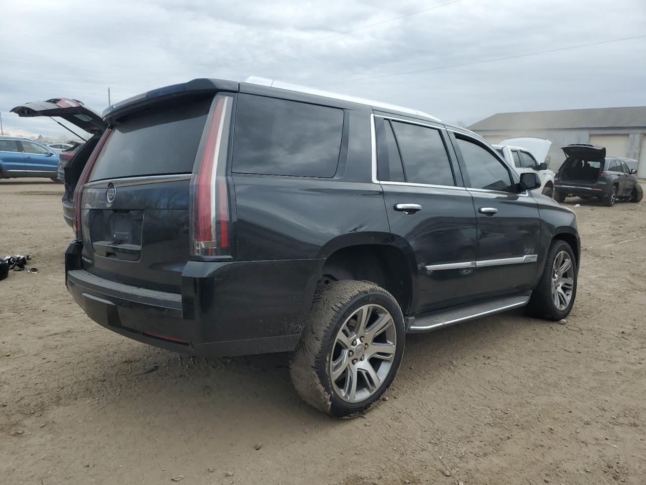 Cadillac Escalade Luxury Image 8